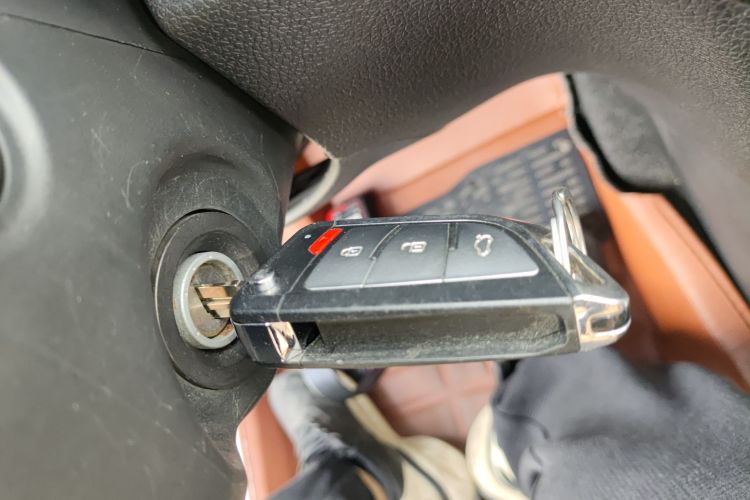 东风风光 风光370 2018款 S370 1.5L CVT豪华型 7座中控内饰7001