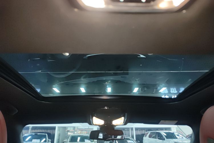 宝马3系 2024款 325i M运动曜夜套装局部细节22