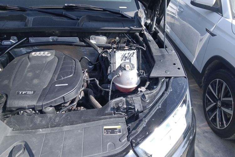 奥迪Q5L 2020款 改款 40 TFSI 荣享时尚型机舱底盘26