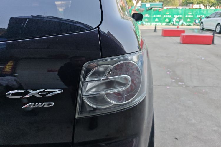 马自达CX-7 2014款 2.3T 智能四驱运动版车身外观9