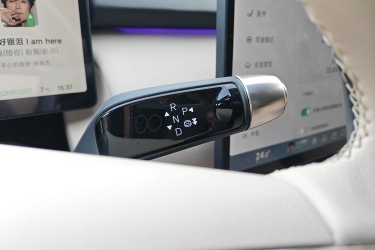 小鹏P7+ 2024款 长续航 Max中控内饰18