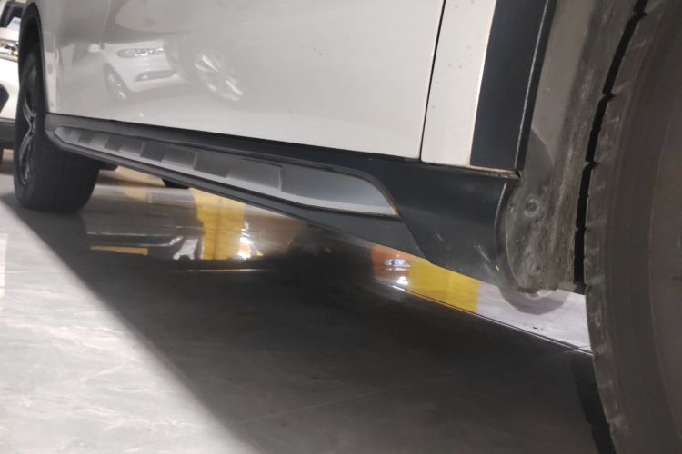 奔驰GLA 2018款 GLA 200 时尚型局部细节9001