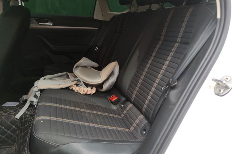 大众 朗逸 2019款 280TSI DSG舒适版 国VI中控内饰7004