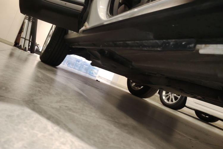 路虎 揽胜极光 2017款 2.0T SE 智耀版局部细节9001