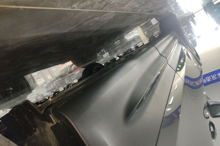 奔驰GLB AMG 2021款 改款 AMG GLB 35 4MATIC局部细节9002