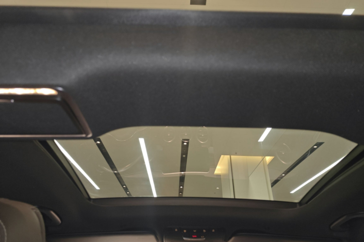 奔驰GLC 2021款 GLC 260 L 4MATIC 豪华型中控内饰22