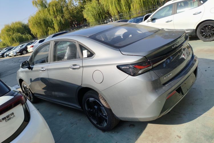 北京汽车 北京EU5 PLUS 2024款 R600 优享出行版车身外观4