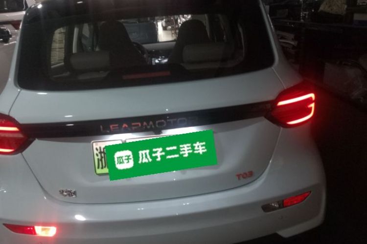 零跑汽车 零跑T03 2025款 403舒享版车身外观6