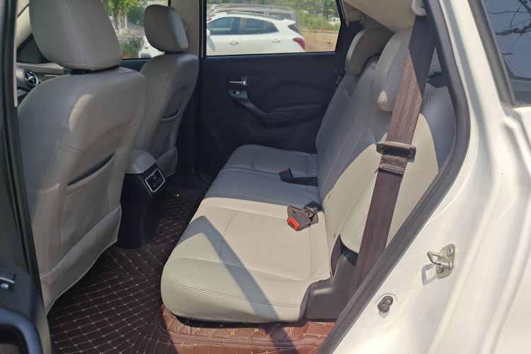 北汽幻速S3 2017款 1.5L 手动豪华型中控内饰21