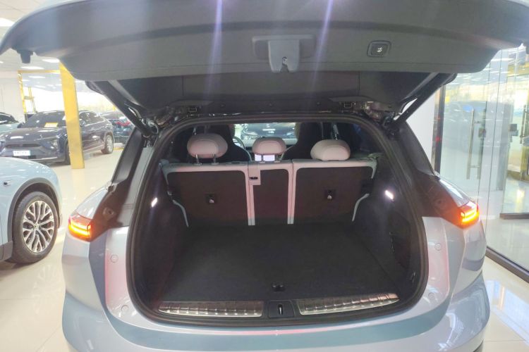 蔚来ES6 2023款 75kWh机舱底盘23