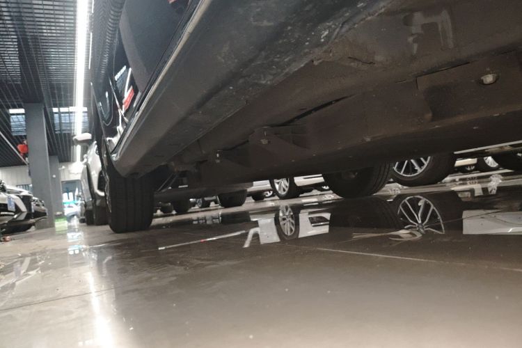 哪吒汽车 哪吒AYA 2023款 318 Lite局部细节9001