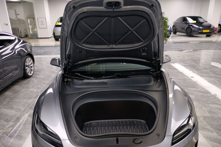 特斯拉 Model 3 2024款 高性能全轮驱动版局部细节24