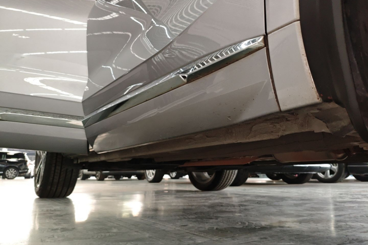 吉利汽车 星越L 2023款 2.0TD 高功自动两驱旗舰型局部细节9001