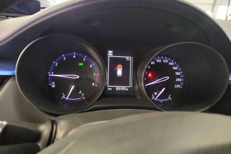 丰田C-HR 2018款 2.0L 领先天窗版 国VI局部细节14