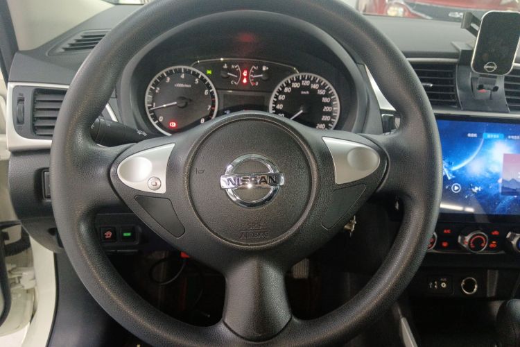 日产 轩逸 2022款 经典 1.6XE CVT舒适版局部细节13