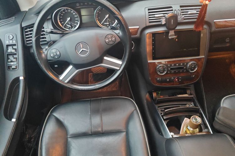 奔驰R级 2010款 R 300 L 豪华型局部细节13