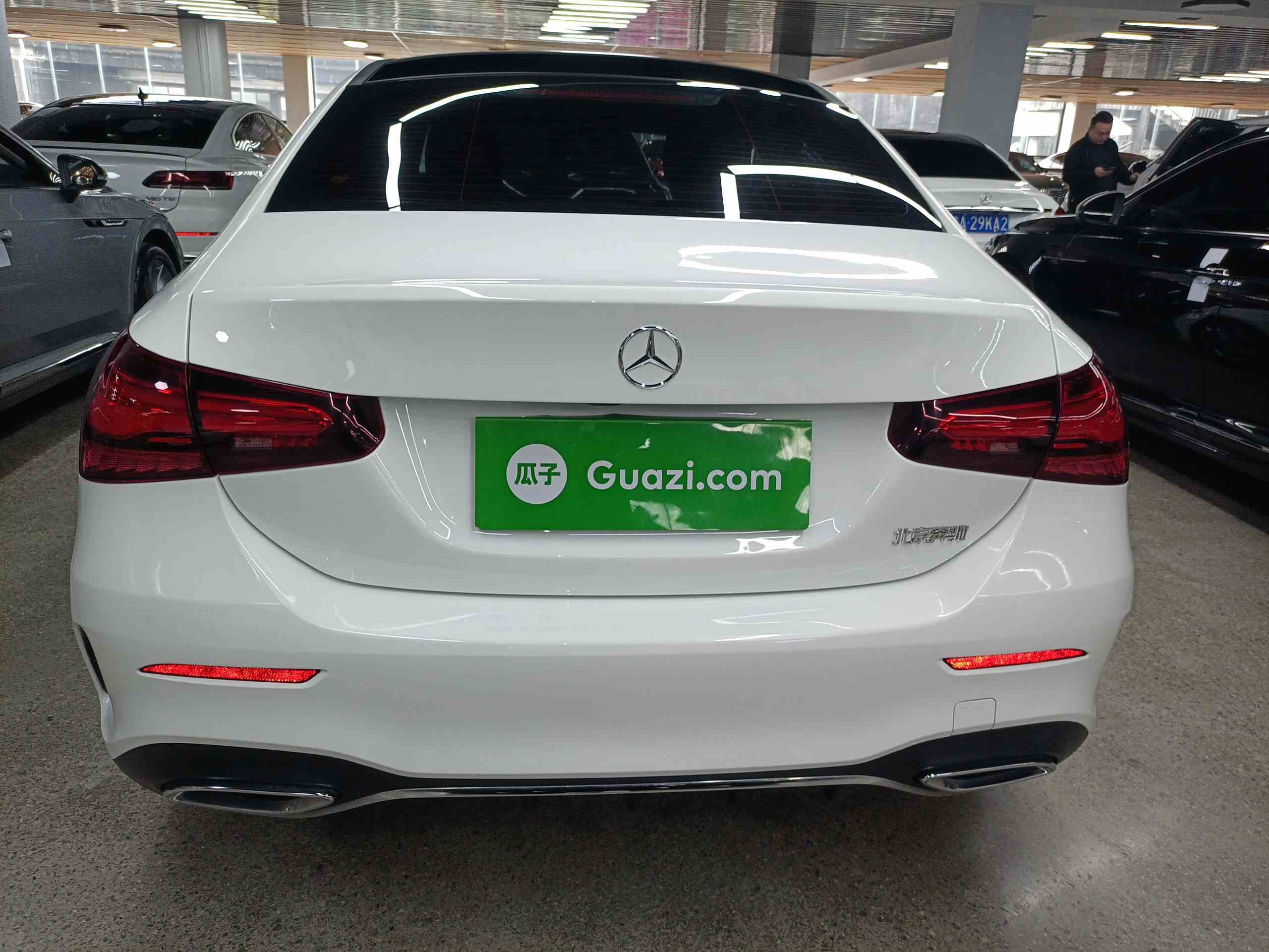 奔驰A级 2023款 A 180 L(2)