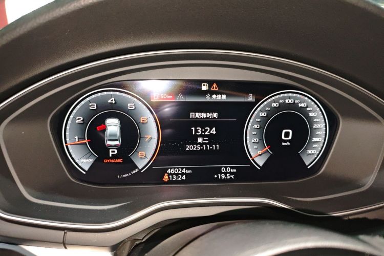 奥迪A4L 2022款 40 TFSI 时尚动感型中控内饰14