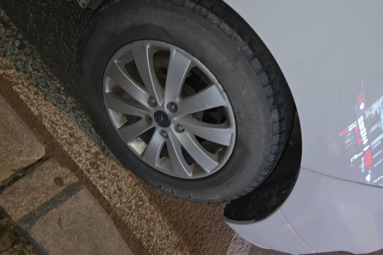 江汽集团 瑞风M5 2016款 2.0T 汽油自动公务版车身外观6002