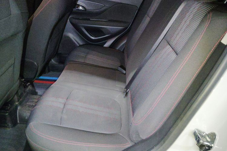 别克 昂科拉 2018款 18T 自动两驱都市领先型中控内饰21