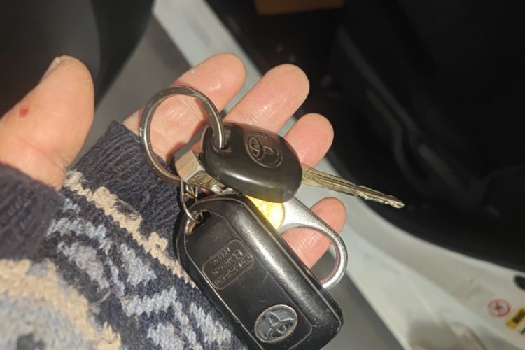 丰田 威驰 2014款 1.5L 手动智尚版中控内饰11