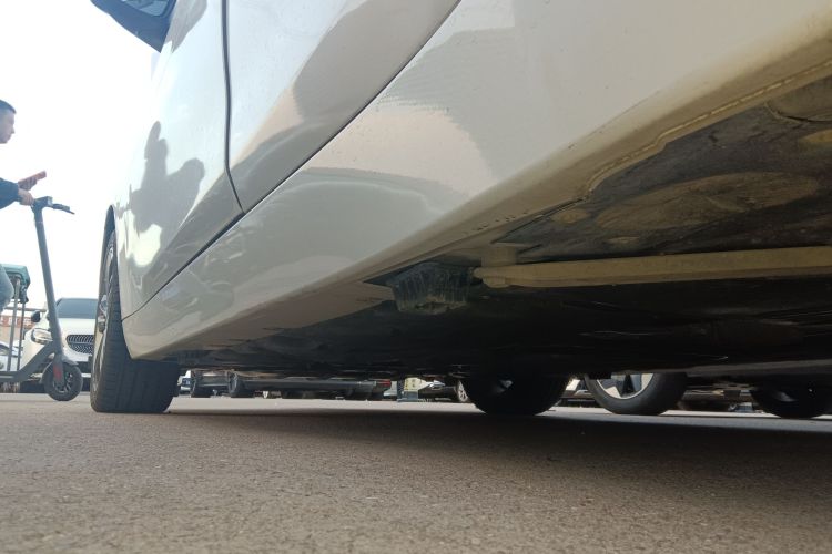 宝马1系 2018款 改款 118i 运动型局部细节9002