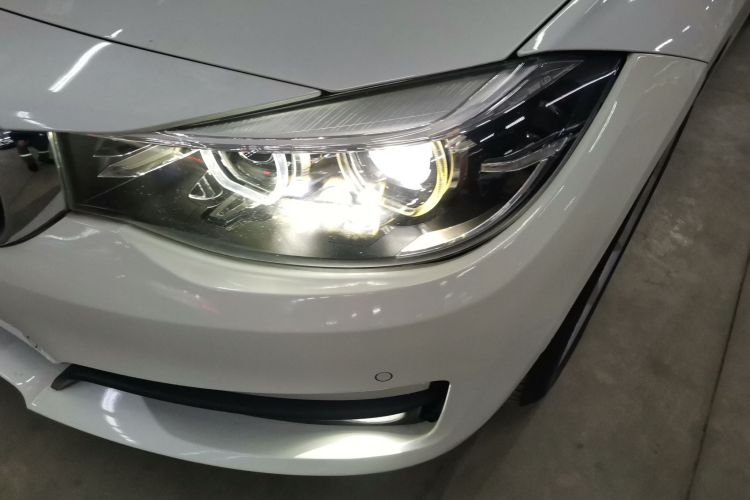 宝马3系GT 2018款 320i 时尚型局部细节36