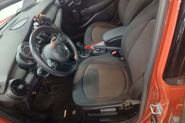 MINI 2019款 1.5T ONE 五门版局部细节19