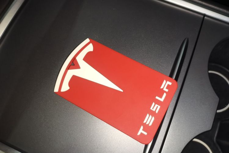 特斯拉 Model Y 2021款 标准续航后驱版中控内饰7001