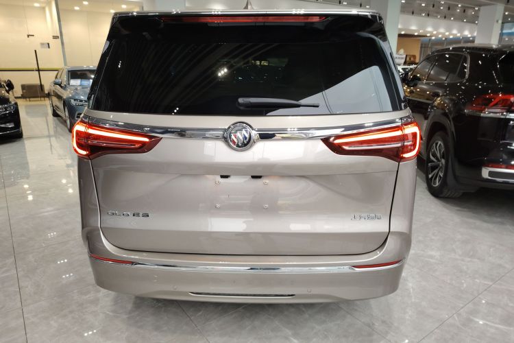 别克GL8 2023款 ES陆尊 豪华型车身外观6