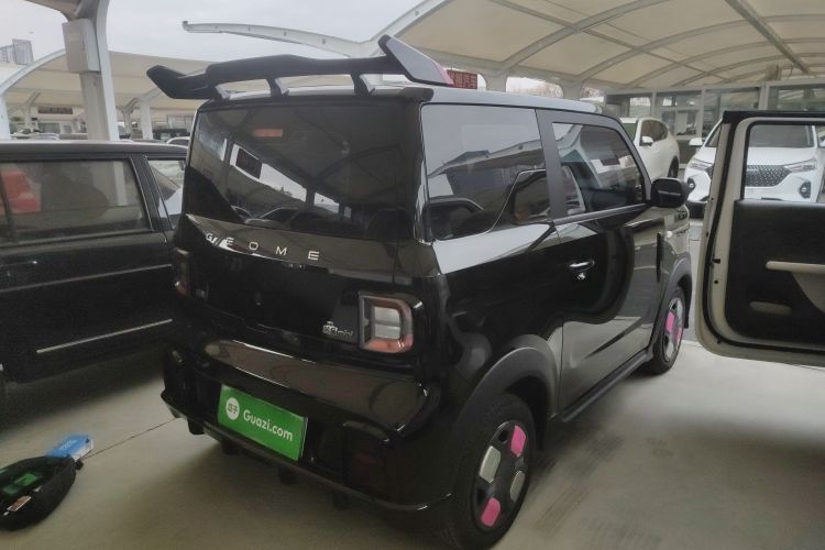 吉利银河 2025款 210km 熊猫卡丁车身外观7