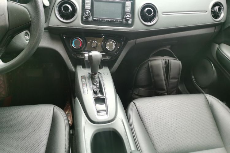 本田XR-V 2015款 1.5L LXi CVT经典版局部细节18