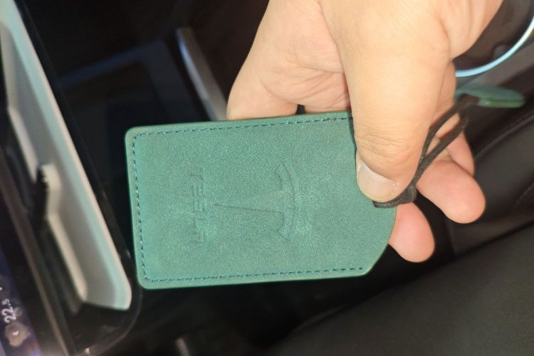 特斯拉 Model 3 2023款 后轮驱动版中控内饰11