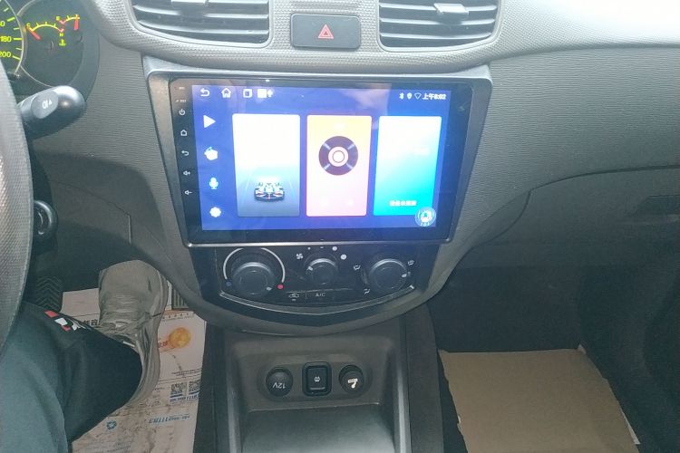 五菱汽车 五菱宏光 2018款 1.5L 经典款S基本型中控内饰16