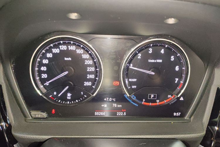 宝马1系 2021款 120i M运动曜夜版中控内饰14