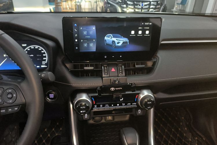 丰田 威兰达 2023款 2.0L CVT两驱豪华PLUS版局部细节16