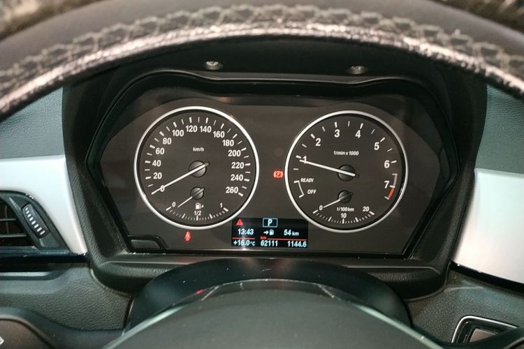 宝马X1 2016款 sDrive18Li 尊享型中控内饰14