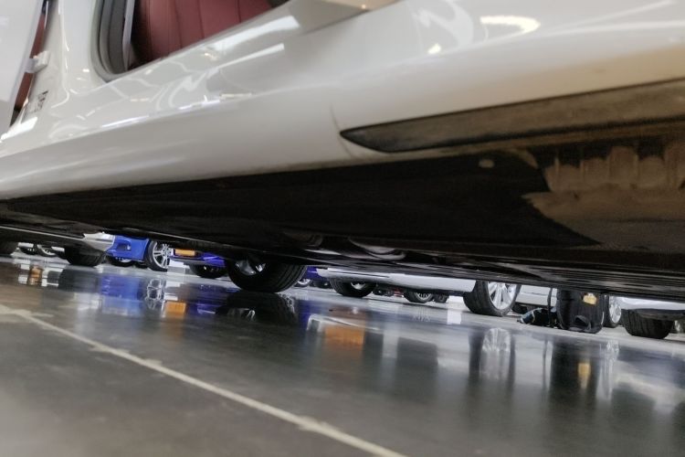 宝马3系 2025款 325Li M运动套装局部细节9001