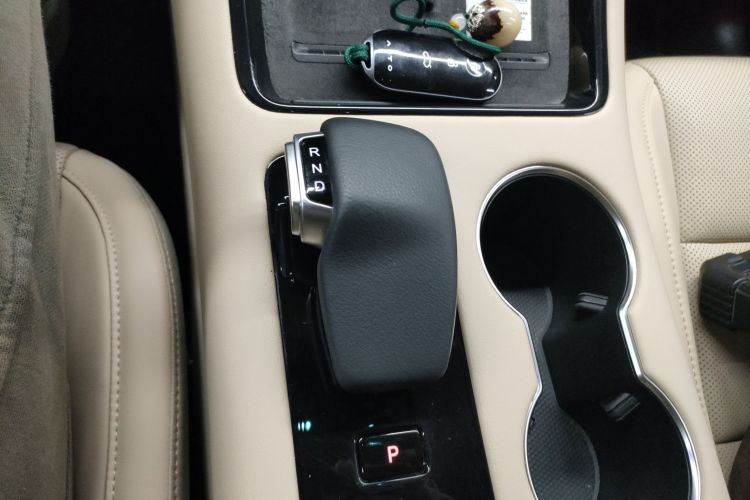 鸿蒙智行 问界M5 2022款 纯电后驱标准版局部细节18