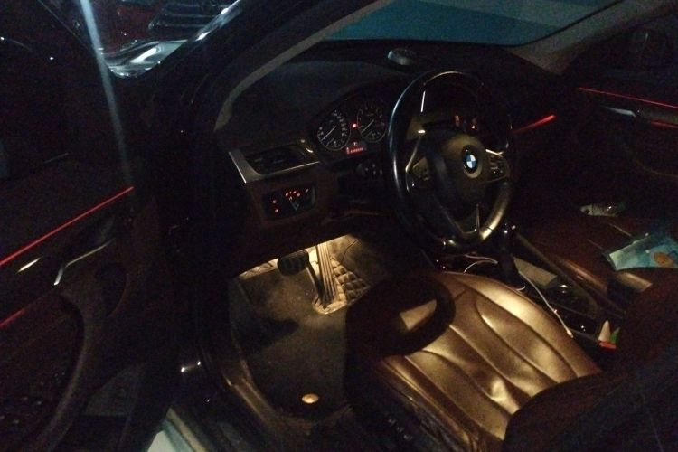 宝马X1 2018款 sDrive18Li 尊享型中控内饰20