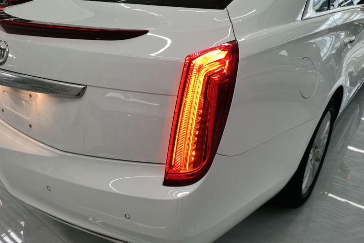 凯迪拉克XTS 2014款 28T 舒适型车身外观9