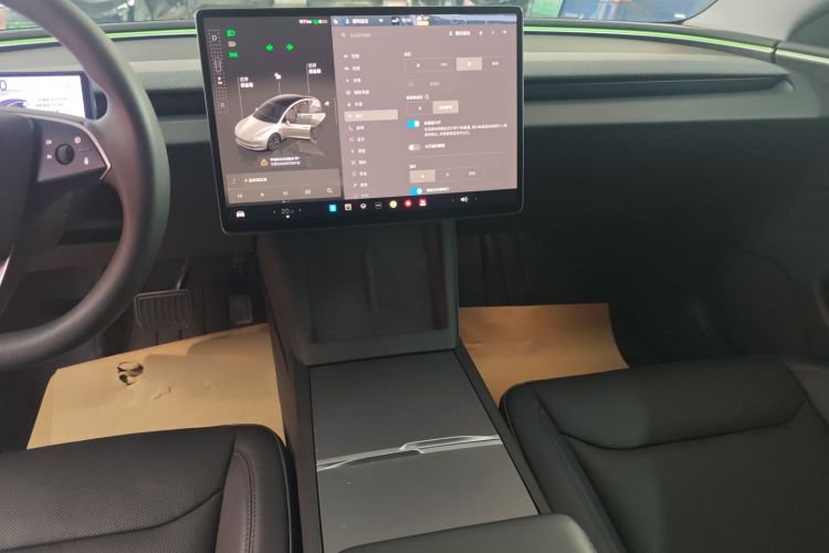 特斯拉 Model 3 2023款 长续航全轮驱动版局部细节16