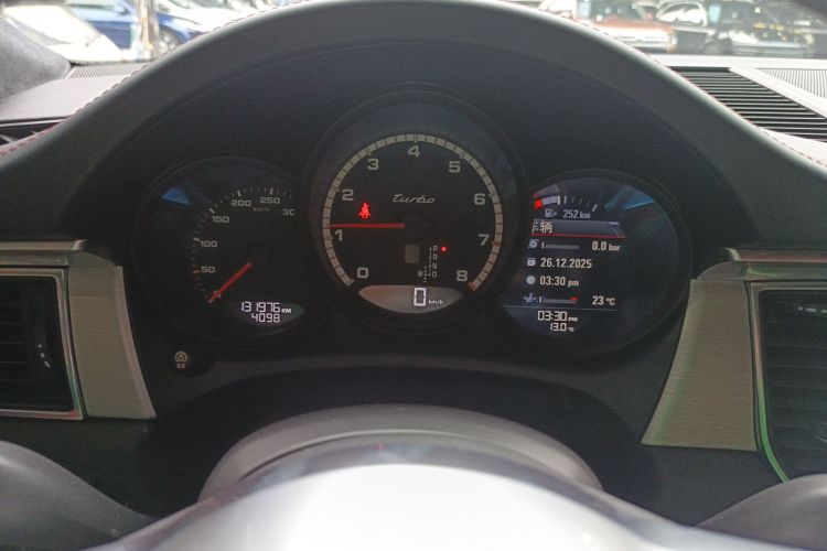 保时捷 2017款  Macan Turbo 3.6T中控内饰14