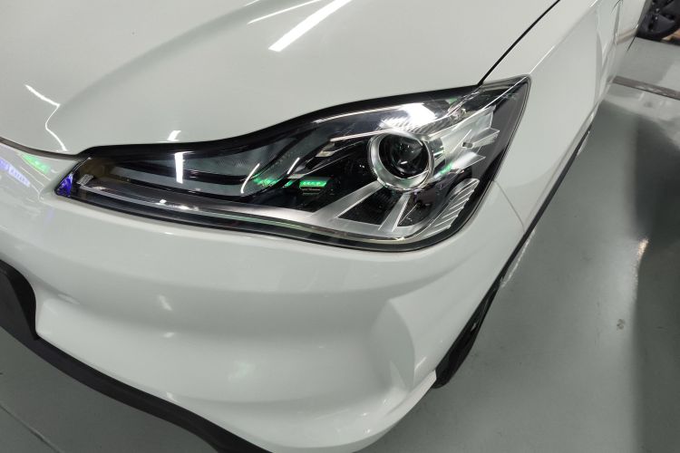 哪吒汽车 哪吒V 2021款 长续航娱乐版升级型局部细节36