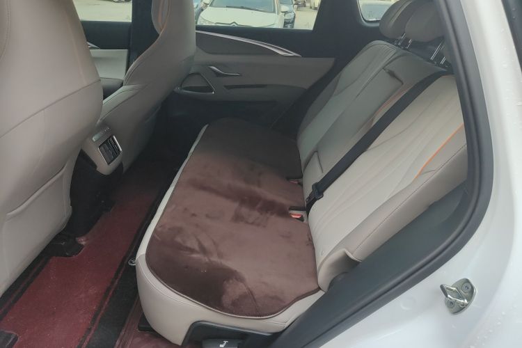 比亚迪 宋Pro新能源 2024款 荣耀版 DM-i 71KM领航型中控内饰21