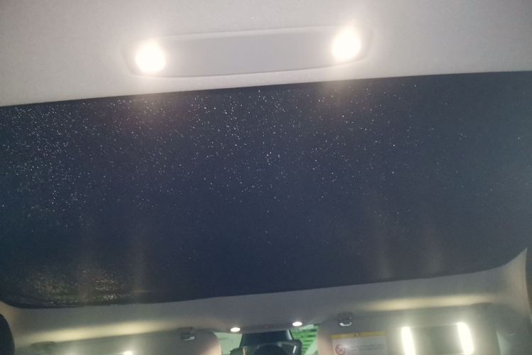 特斯拉 Model 3 2020款 改款 长续航后轮驱动版中控内饰22