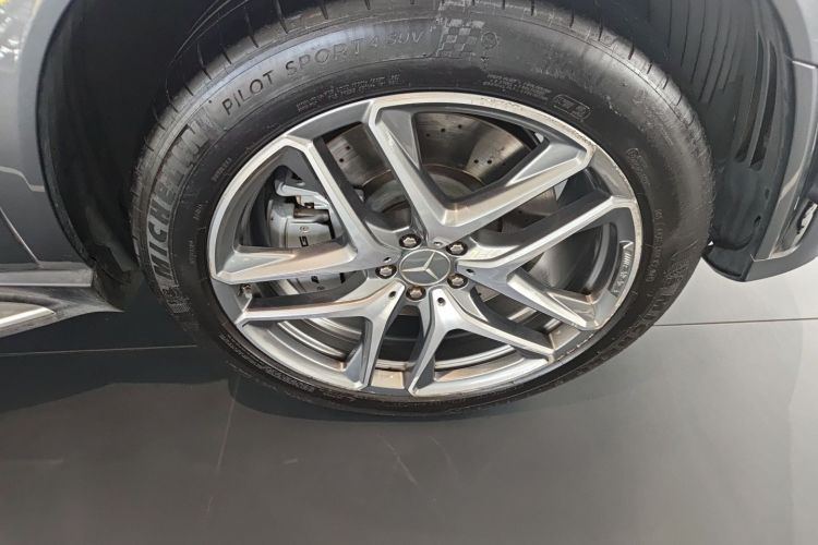 奔驰GLE轿跑 AMG 2020款 AMG GLE 53 4MATIC+ 轿跑SUV车身外观10