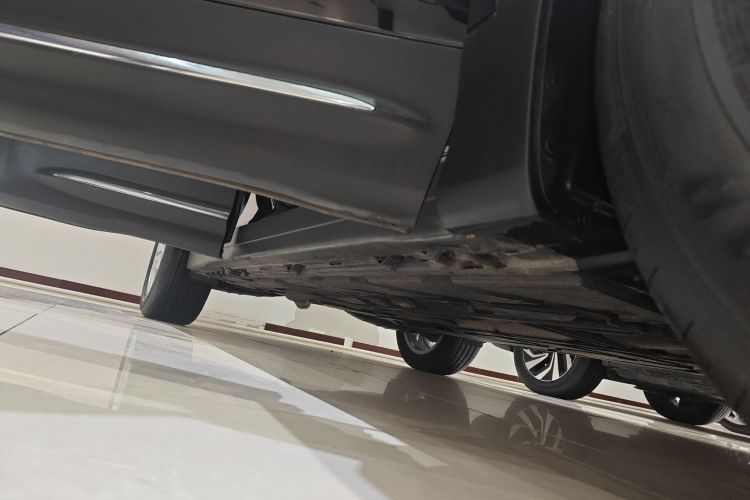 奔驰GLB 2023款 改款 GLB 200 动感型局部细节9001