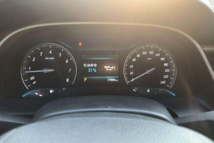 别克 英朗 2021款 改款 典范 1.5L 自动精英型中控内饰14