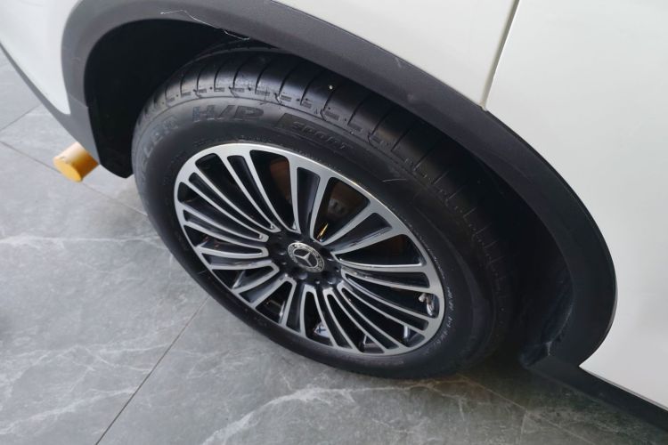 奔驰GLC 2019款 GLC 260 L 4MATIC 动感型车身外观6008